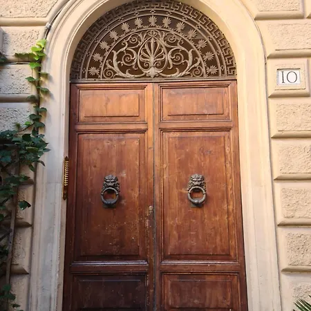 Il Grillo Ai Fori Romani 아파트 *