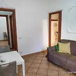 Il Grillo Ai Fori Romani