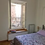 Il Grillo Ai Fori Romani * Rom