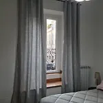 Il Grillo Ai Fori Romani